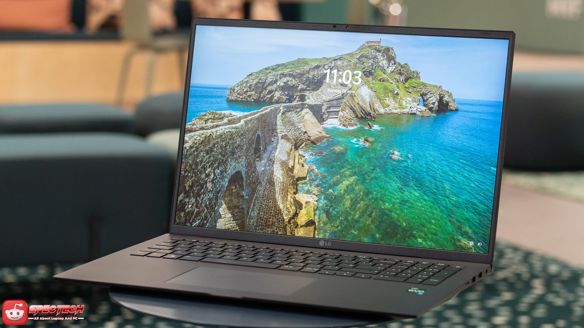 LG Gram Pro 17: Solusi Ideal untuk Produktivitas di Layar Lebar