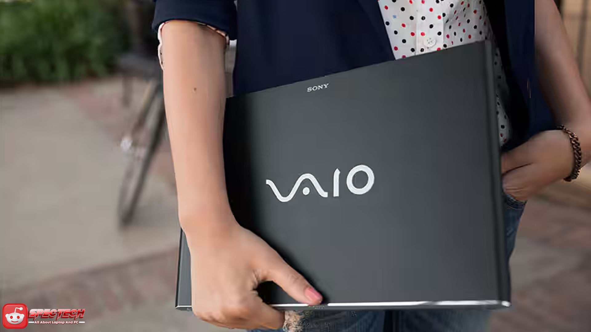 Sony Vaio F Series: 4 Alasan Laptop Ini Masih Menarik Tahun Ini