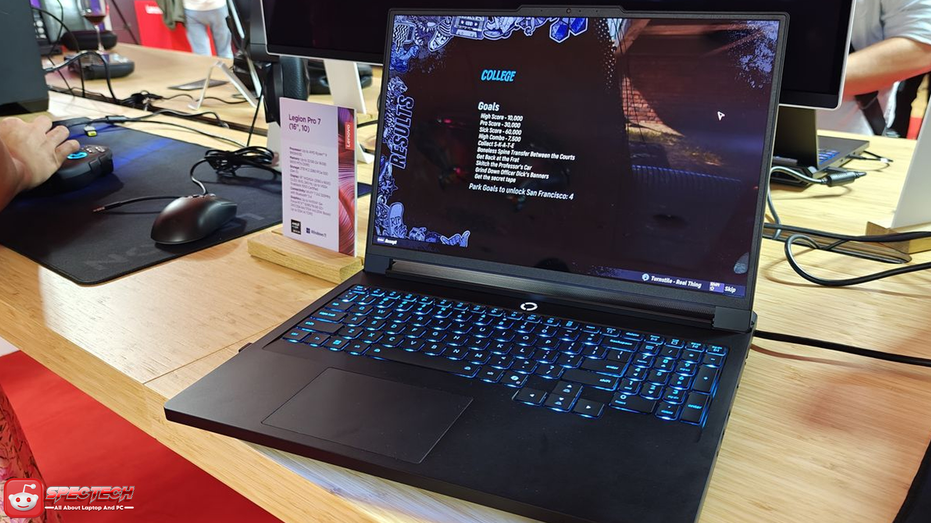 Lenovo Legion Pro 7: Laptop Gaming yang Memikat Perhatian