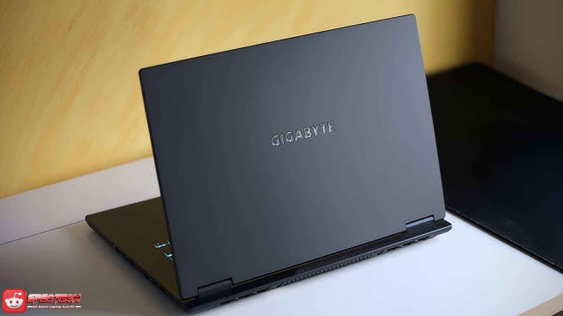 Laptop GIGABYTE Gaming A16: Solusi Gaming Intens Tanpa Lag