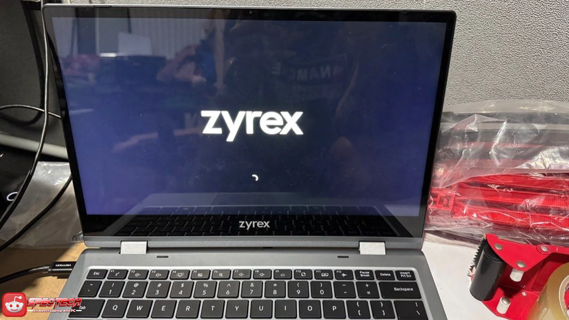 Zyrex Notebook Cruiser 20: Laptop dengan Desain Sederhana