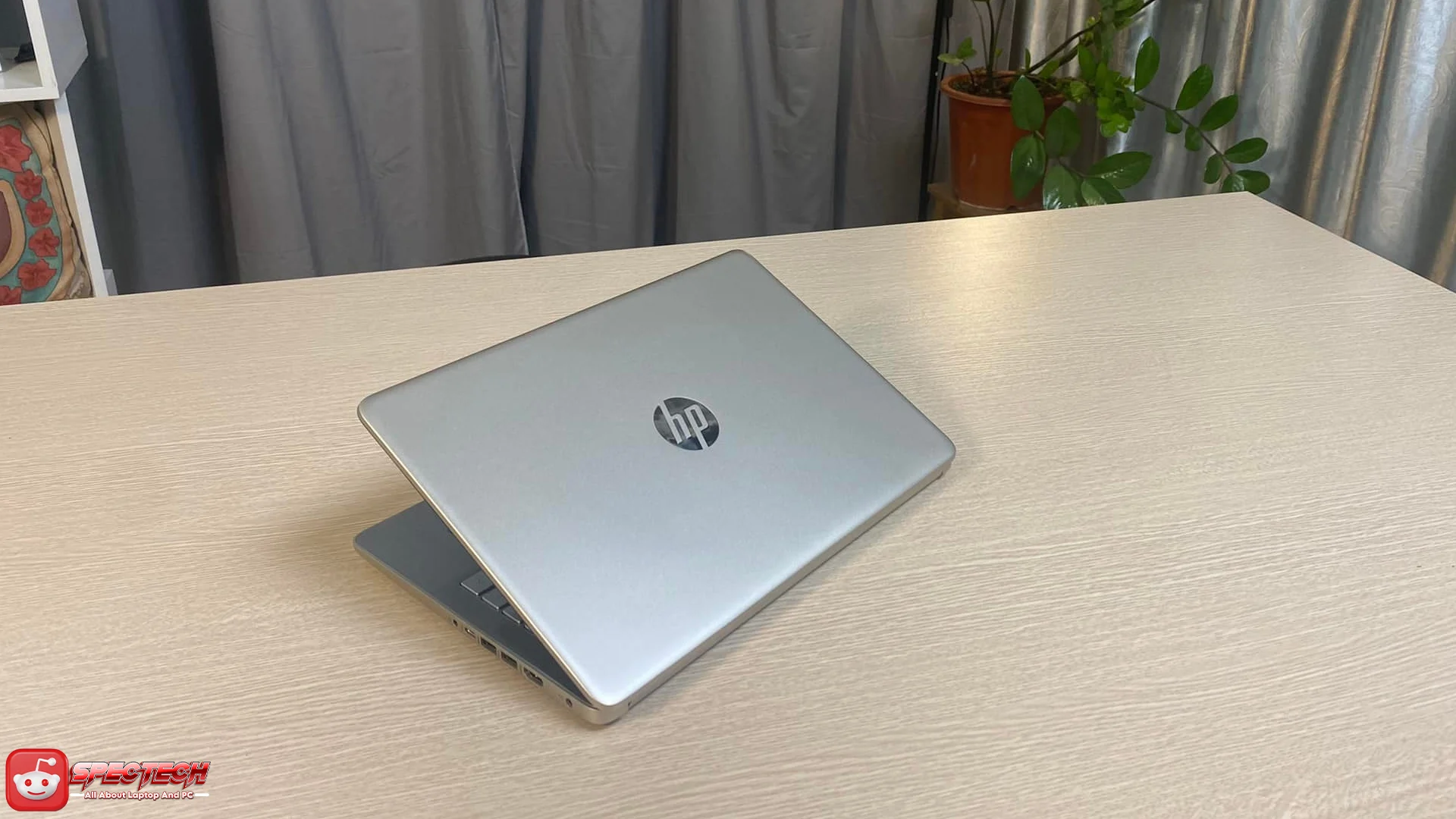 Laptop HP 14 - EM0332AU Cocok untuk Pelajar dan Profesional 4 Laptop HP 14 - EM0332AU Cocok untuk Pelajar dan Profesional